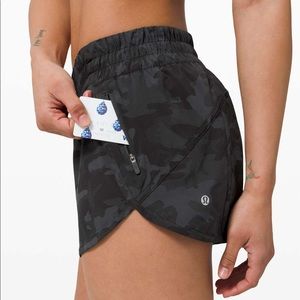 Lululemon Tracker Short V 4